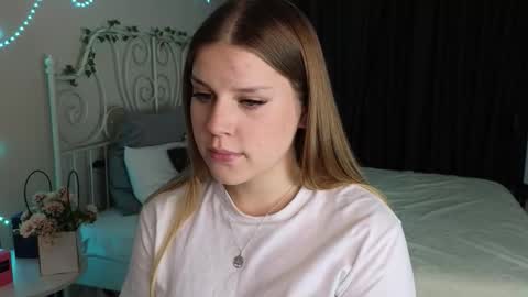 Caitlyn or Catie online show from 6, 10, 2025