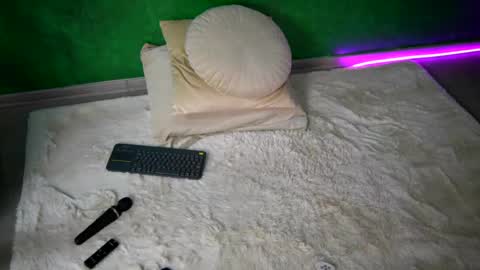 Julia online show from 2, 3, 2026