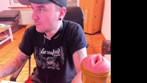 Chris online show from 11, 5, 2026