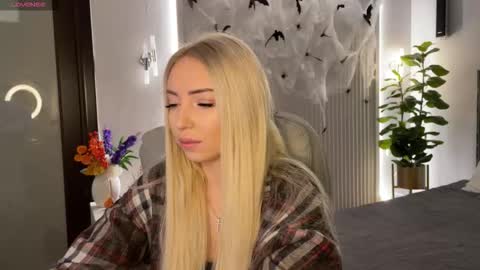 Emma online show from 27, 10, 2025