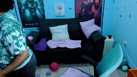 ohmysqueak online show from 19, 5, 2026