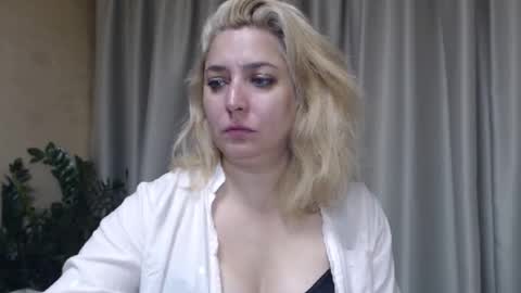 Iren online show from 25, 9, 2025