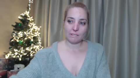 Snapshot of ohsweetmari chatting on 29, 12, 2024 Mari online show from 29, 12, 2024