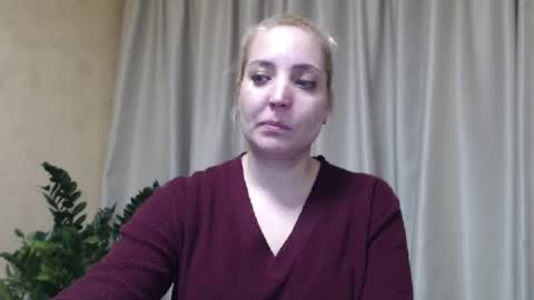 Snapshot of ohsweetmari chatting on 11, 3, 2025 Mari online show from 11, 3, 2025
