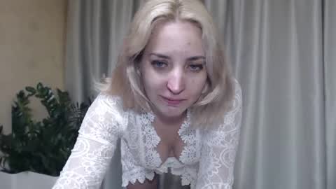 Snapshot of ohsweetmari chatting on 27, 9, 2025 Mari online show from 27, 9, 2025