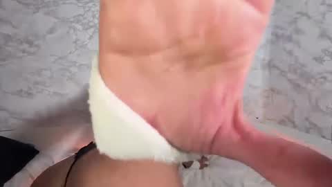 olala baby girl online show from 12, 1, 2025