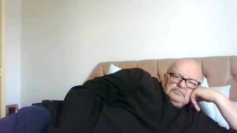 Snapshot of old_fkrr_ chatting on 15, 9, 2025 old_fkrr_ online show from 15, 9, 2025