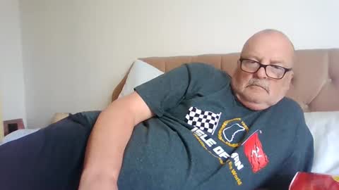 Snapshot of old_fkrr_ chatting on 23, 9, 2025 old_fkrr_ online show from 23, 9, 2025