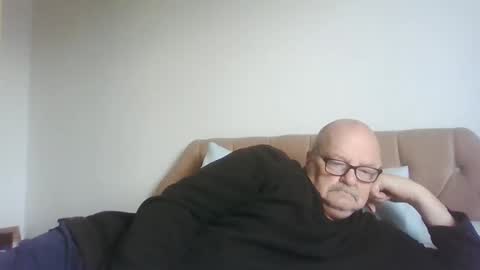 Snapshot of old_fkrr_ chatting on 23, 10, 2025 old_fkrr_ online show from 23, 10, 2025