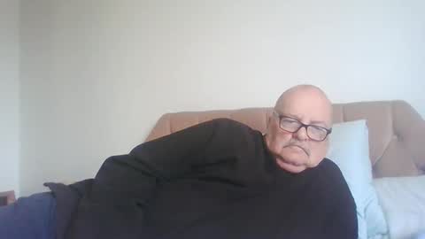 Snapshot of old_fkrr_ chatting on 26, 10, 2025 old_fkrr_ online show from 26, 10, 2025