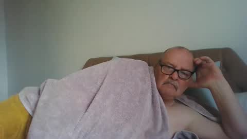 Snapshot of old_fkrr_ chatting on 30, 10, 2025 old_fkrr_ online show from 30, 10, 2025