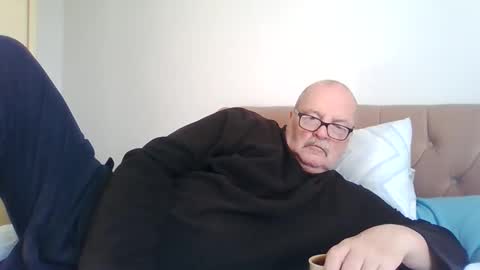 Snapshot of old_fkrr_ chatting on 2, 11, 2025 old_fkrr_ online show from 2, 11, 2025