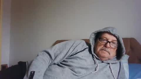 Snapshot of old_fkrr_ chatting on 18, 11, 2025 old_fkrr_ online show from 18, 11, 2025