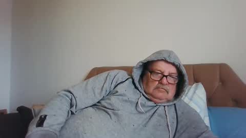 Snapshot of old_fkrr_ chatting on 19, 11, 2025 old_fkrr_ online show from 19, 11, 2025