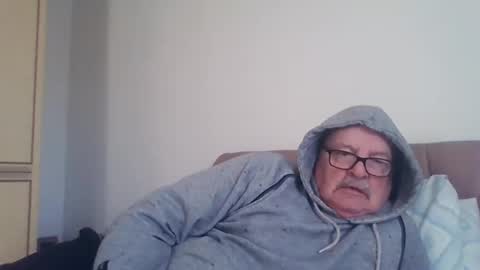 Snapshot of old_fkrr_ chatting on 23, 11, 2025 old_fkrr_ online show from 23, 11, 2025