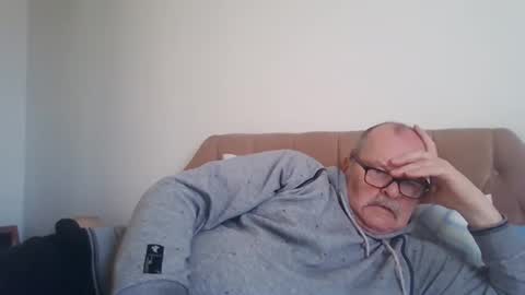 Snapshot of old_fkrr_ chatting on 25, 11, 2025 old_fkrr_ online show from 25, 11, 2025