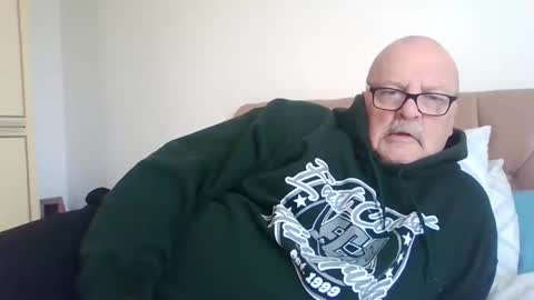 Snapshot of old_fkrr_ chatting on 28, 11, 2025 old_fkrr_ online show from 28, 11, 2025