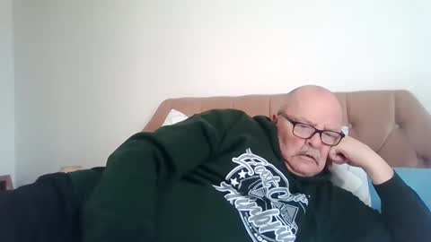 Snapshot of old_fkrr_ chatting on 2, 12, 2025 old_fkrr_ online show from 2, 12, 2025