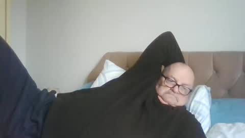 Snapshot of old_fkrr_ chatting on 15, 12, 2025 old_fkrr_ online show from 15, 12, 2025