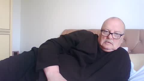 Snapshot of old_fkrr_ chatting on 25, 4, 2026 old_fkrr_ online show from 25, 4, 2026