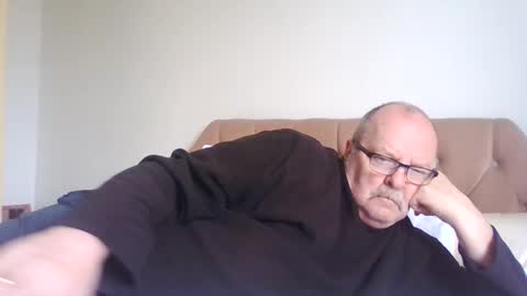 Snapshot of old_fkrr_ chatting on 6, 5, 2026 old_fkrr_ online show from 6, 5, 2026