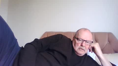 Snapshot of old_fkrr_ chatting on 7, 5, 2026 old_fkrr_ online show from 7, 5, 2026
