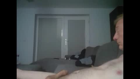 Snapshot of oldandgrey123 chatting on 24, 9, 2025 HeyIts Just Me online show from 24, 9, 2025