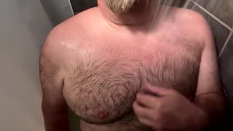 Snapshot of oldbones2 chatting on 28, 9, 2025 oldbones2 online show from 28, 9, 2025