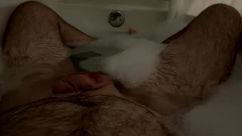 Snapshot of oldbones2 chatting on 28, 10, 2025 oldbones2 online show from 28, 10, 2025