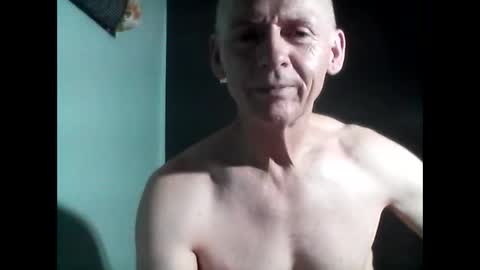 oldbuthorny62 online show from 4, 3, 2025