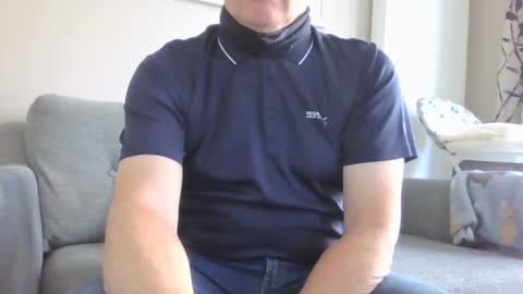 oldmanplays online show from 10, 7, 2026