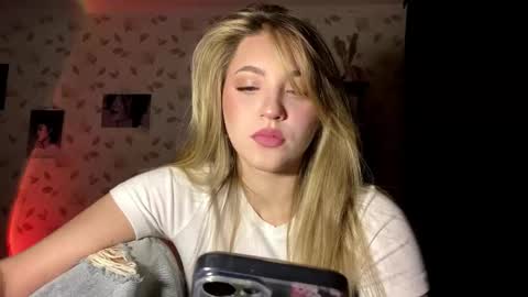 Snapshot of oletaguinyard chatting on 6, 11, 2025 Kem online show from 6, 11, 2025