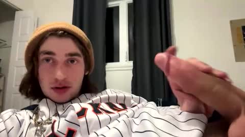 oliboy34 online show from 18, 12, 2025