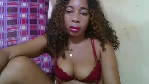 Snapshot of olinaa chatting on 21, 4, 2026 olinaa online show from 21, 4, 2026