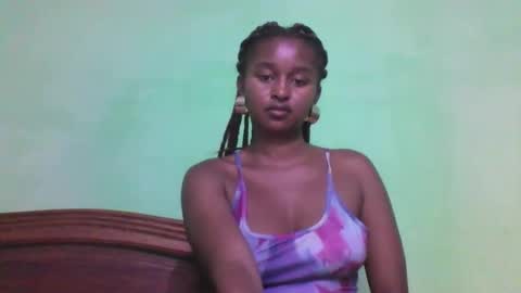 olinah610 online show from 19, 11, 2025