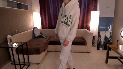Oli online show from 30, 6, 2026
