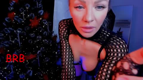 oliva_candy online show from 2, 1, 2025