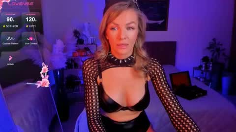 oliva_candy online show from 22, 2, 2025