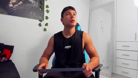 Oliver bray online show from 16, 2, 2025