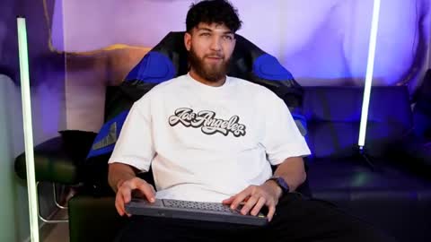 Oliver Dallas online show from 13, 5, 2026