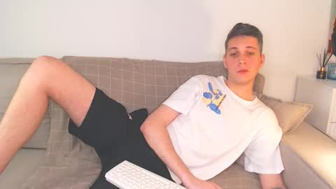 Snapshot of oliver_hort chatting on 11, 12, 2024 Oliver online show from 11, 12, 2024