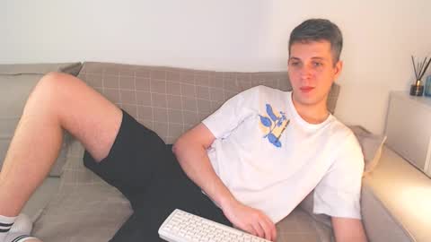 Snapshot of oliver_hort chatting on 16, 12, 2024 Oliver online show from 16, 12, 2024