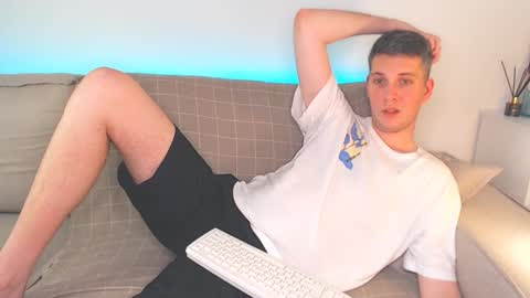 Snapshot of oliver_hort chatting on 23, 1, 2025 Oliver online show from 23, 1, 2025