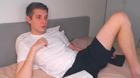 Snapshot of oliver_hort chatting on 10, 11, 2025 Oliver online show from 10, 11, 2025