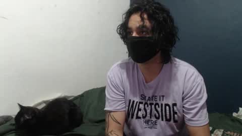 oliver_laid_2023 online show from 4, 12, 2024