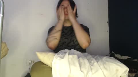 oliver_laid_2023 online show from 7, 12, 2024