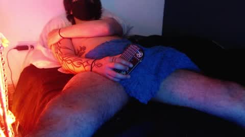 oliver_laid_2023 online show from 28, 12, 2024