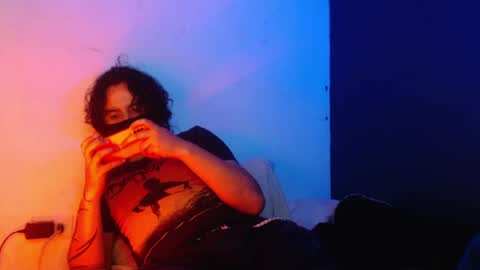 oliver_laid_2023 online show from 31, 12, 2024