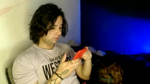 oliver_laid_2023 online show from 18, 1, 2025