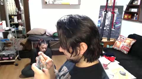 oliver_laid_2023 online show from 28, 10, 2025